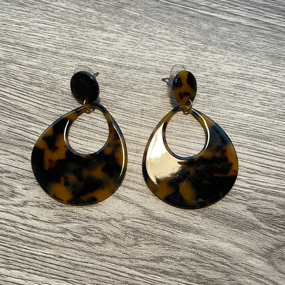 Tortoise Resin Earrings